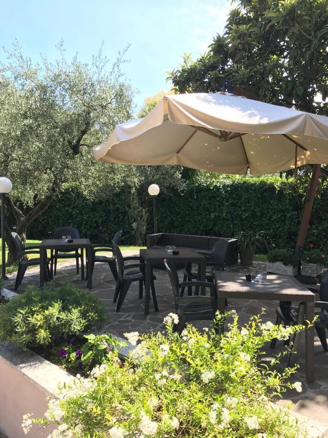 Albergo Villa Angela Toscolano Maderno Luaran gambar